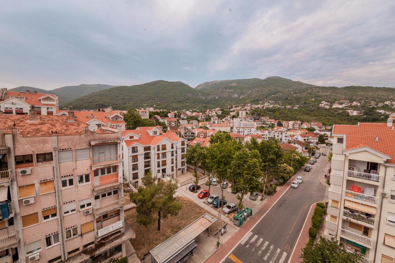 Magnolia Place Tivat Exteriör bild